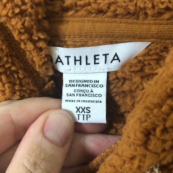 NWT Athleta Tugga Sherpa Hoodie in Cattail Brown - Size XXS - Picture 4 of 9